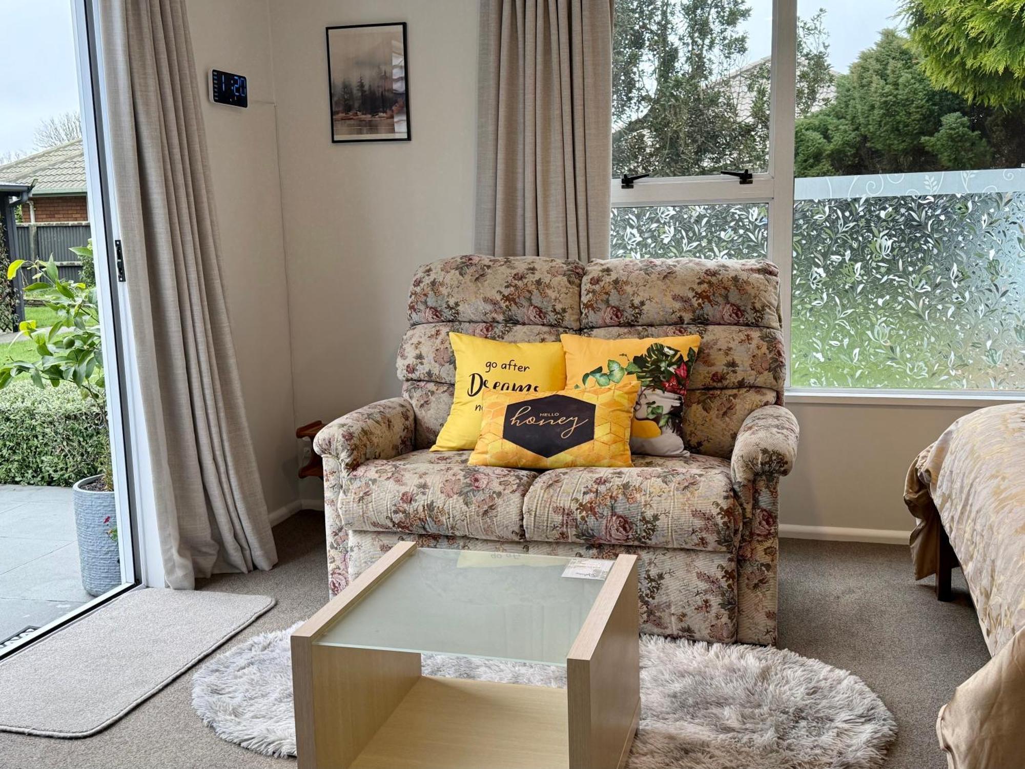 Cozy And Sunny Room Near City To Seapath Christchurch Exterior foto